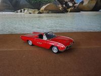 010a Ford Thunderbird uit 1963