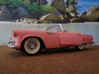 013a Ford Thunderbird uit 1956